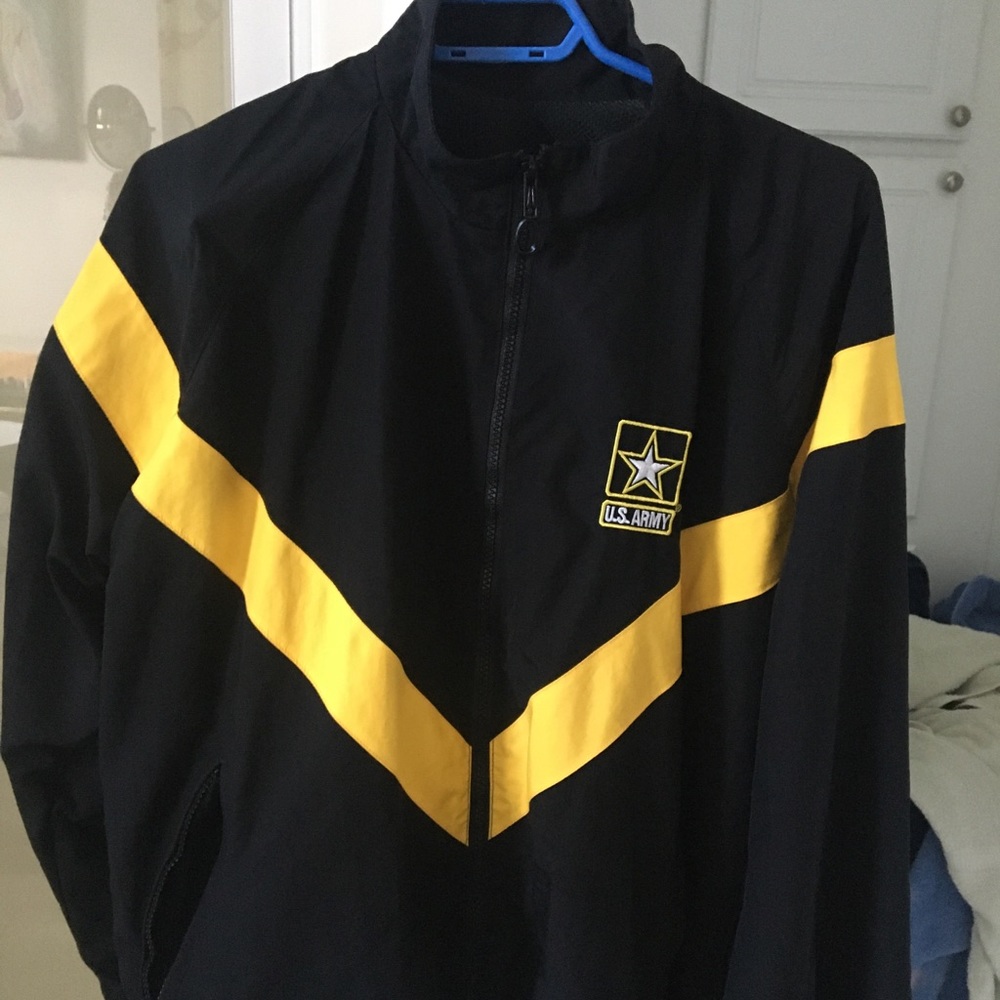 Official US Army Physical Fitness Uniform